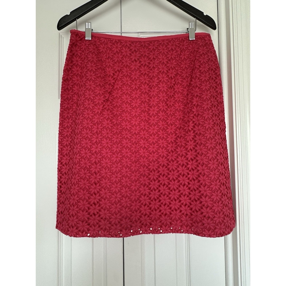 Ann Taylor Petites Pink Floral Eyelet Lace Pencil Skirt Silk Trim 12P EUC